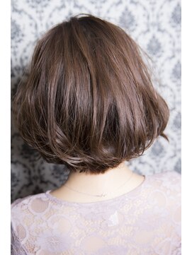 ミエル ヘア 新宿(miel hair) 〈mielhair新宿〉大人可愛いふんわりボブスタイル