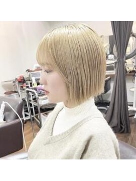 アルバ ヘアリゾート(ALBA) 【ALBAさわ】抜きっぱなしブリーチぱつっとボブ　☆★