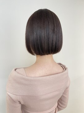 フランチェスカドットボブ(francesca.bob) 首筋綺麗に見えるミニボブ×オリーブグレージュ【渡辺俊弥】梅田