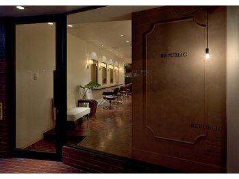 REPUBLIC　【リパブリック】