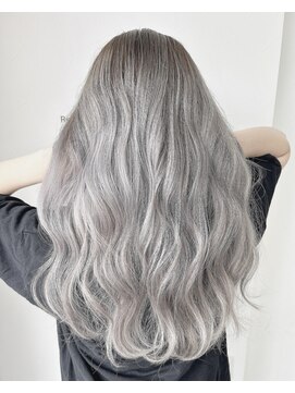 リ アムール(Re:AMOUR) ハイトーンシルバーカラー