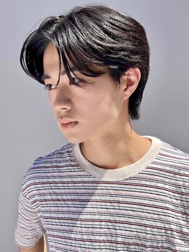 ルーシー(Lucy.) センターパート/ニュアンスパーマ/メンズパーマ