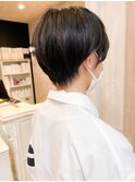 福山Caary20代30代小顔補正立体カットショートヘア.ショートボブ
