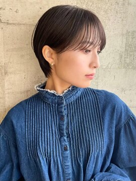 ザシー オモテサンドウ(The C) 20代30代40代ナチュラル大人可愛いレイヤースタイル