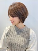 20代30代大人可愛い小顔ボブ前下がりショートハイライト
