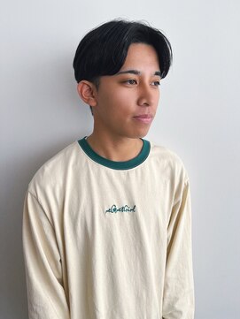 トップヘアーヒルズ 安城(TOP HAIR HILLS) センターパートヘア