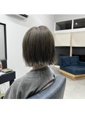 オリーブグレージュ(ブリーチ履歴あり)