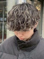 アウラ(AURA)&nbsp;盛岡駅メンズハイライトパーマニュアンスパーマツイスパマッシュ