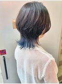 ショートウルフインナーカラーブルー