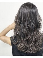 ヴィフ 大船(VIF)&nbsp;バレイヤージュ/ハイライト/ダブルカラー/ケアブリーチ/ボブ