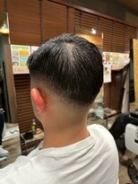 スタンドバーバー 柏(STAND BARBER)&nbsp;MEN’S HAIR/サーフカール/刈り上げセンターパート/柏