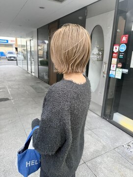 ブローチェ マカナ(BROCHE makana) シャドウハイベージュ