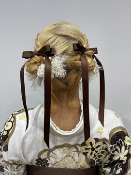 モアヘアー(MORE-HAIR) お団子ツイン