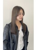 ブリーチなしグレージュ×レイヤーカット