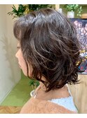 自然体なのにおしゃれに見えるナチュラルウエーブスタイル♪