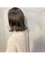 ミント(mint) カーキグレーで透明感!