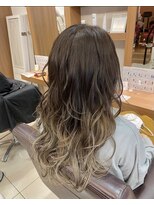 アンドバイモードケイズ (and by MODE K's)&nbsp;外国人風！ナチュラルグラデーション