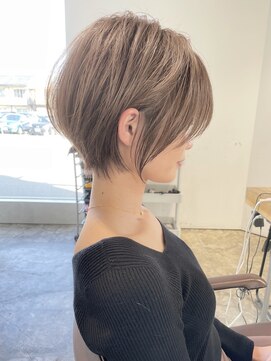 ミキ(Miki) 30代40代50代ひし形小顔前下がりショートボブ シースルー