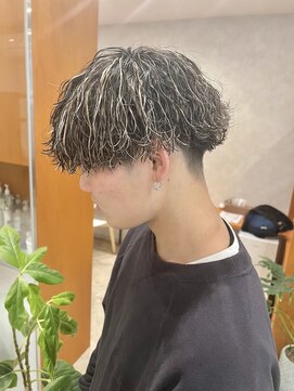 リフ(Lifu) 波巻きパーマ/ハイライト