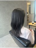 暗めグレー系カラー。