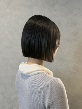 ラック(LUCK) 黒髪切りっぱなしボブ/船橋/くすみベージュ/細めハイライト