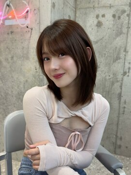 シー バイ ロンド 新宿(Sea by Lond) 【梶川】ナチュラルレイヤー[新宿/韓国ヘア]