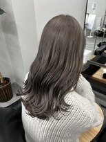 ウル 岡山駅店(ULu.)&nbsp;くすみグレージュブリーチなし透明感ワンカラー岡山20代