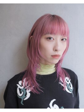 ヤイカ(YAYKA) ピンクカラーウルフ