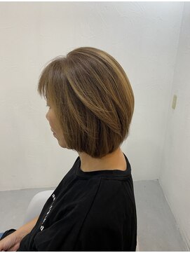 ソイクフ(SOY KUFU) 20代30代40代◎小顔に見えせる似合わせカットオリーブグレー