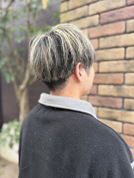 アヤ Aya 大人メンズ◎立体感ハイライトショート