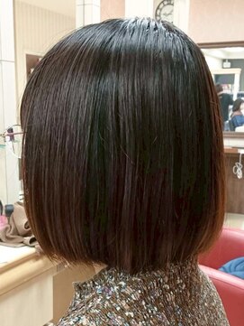 ヘアークリアー 春日部 大人のナチュラルストレートボブ×ダークブラウン