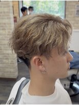 ジェネシス 津島店(genesis)&nbsp;ブリーチオンカラー　ミルクティーベージュ