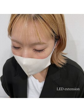 ウィット(8) LEDブラックマツエク140本