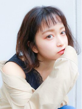 ルティア(Lutia) シースルーバングで軽めに！