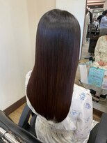 美容室 メザミー MESAMIES 美髪ツヤ髪黒髪ナチュラルストレートロング耳掛け小顔髪質改善