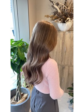 ミリィ 四日市(mily) ベージュ