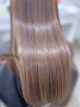 ウェイル(WHALE) 髪質改善トリートメント×ハイライト