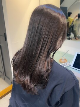 トレス(TRESS) セミロング グレー系 オリーブグレー オリーブ系 原宿表参道