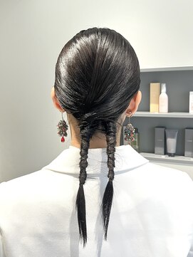 エイゾー 銀座(EIZO) タイトツイン