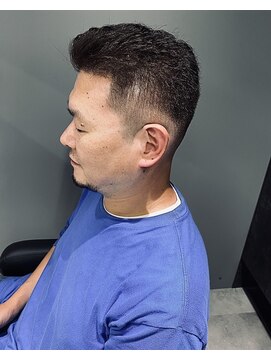 リアン(Lien) バーバー風ベリーショート