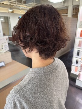 キャパジャストヘアー(CAPA just hair) 癖毛を活かしたショートボブ