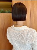 大人でも似合うあご上５センチ、襟足ギリギリボブ