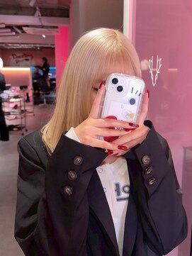 ダズリングディア(Dazzling Deer) ミルクティベージュ／ミディアム／ストレート／ハイトーン