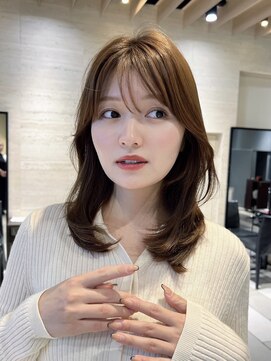 クィーンズガーデンバイケーツーギンザ(QUEEN’S GARDEN by K two GINZA) シルクレイヤーカット*ロングレイヤースタイル*30代40代50代