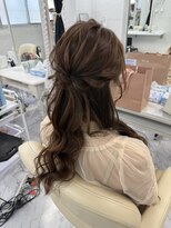 シェル(Shell)&nbsp;ハーフアップ/北新地ヘアセット