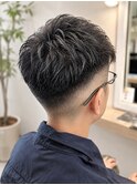 スキンフェード×アップバングショート