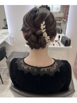 ディティカ サウ(Dityca sow)&nbsp;大人シニヨン