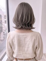 ロイ 北千住(ROI)&nbsp;ハッシュカット/グレージュ/デザインカラー[北千住駅]