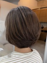 カシー(Casii)&nbsp;40代、50代ショートボブて艶感アップ