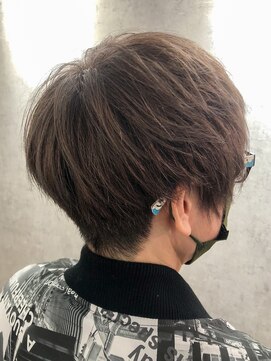 ボンドバイテトテ 三宮元町(BONDbytetote) 【BOND周のサロンスタイル】30代40代刈り上げショート